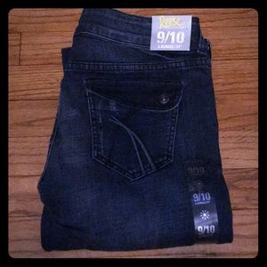 dELiA’s Reese Low-Rise Boot Cut Jeans